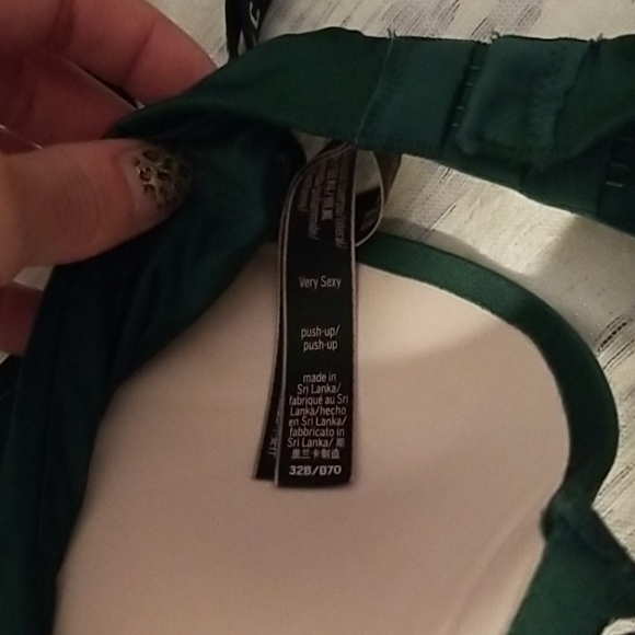 Lot of 5 victorias secret bras - Picture 3 of 5